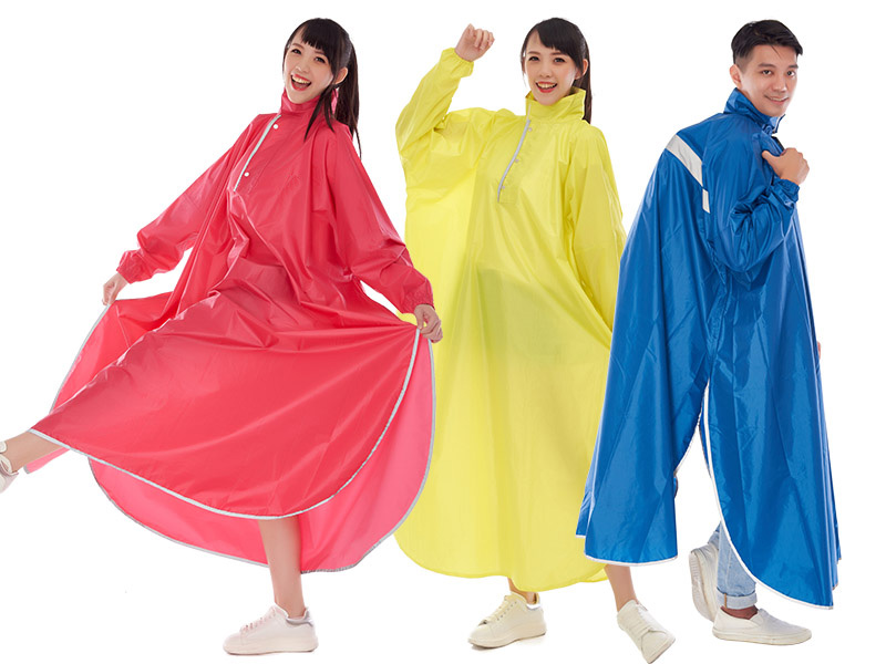 【魔術大空間斗篷雨衣】雨衣 連身雨衣 後背加寬背背包